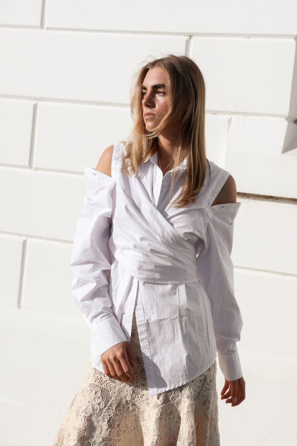 DECONSTRUCTED WRAP SHIRT