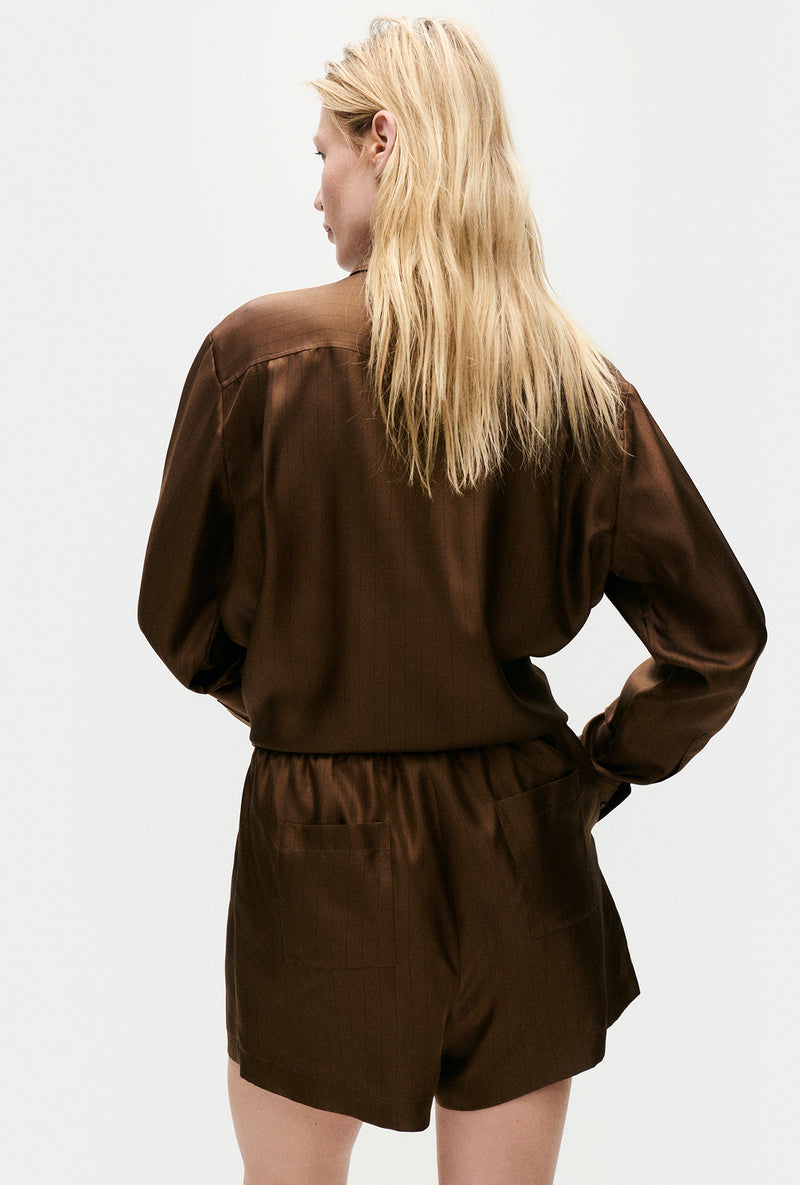 TWILL SLOUCH SHORTS DARK EARTH PINSTRIPE