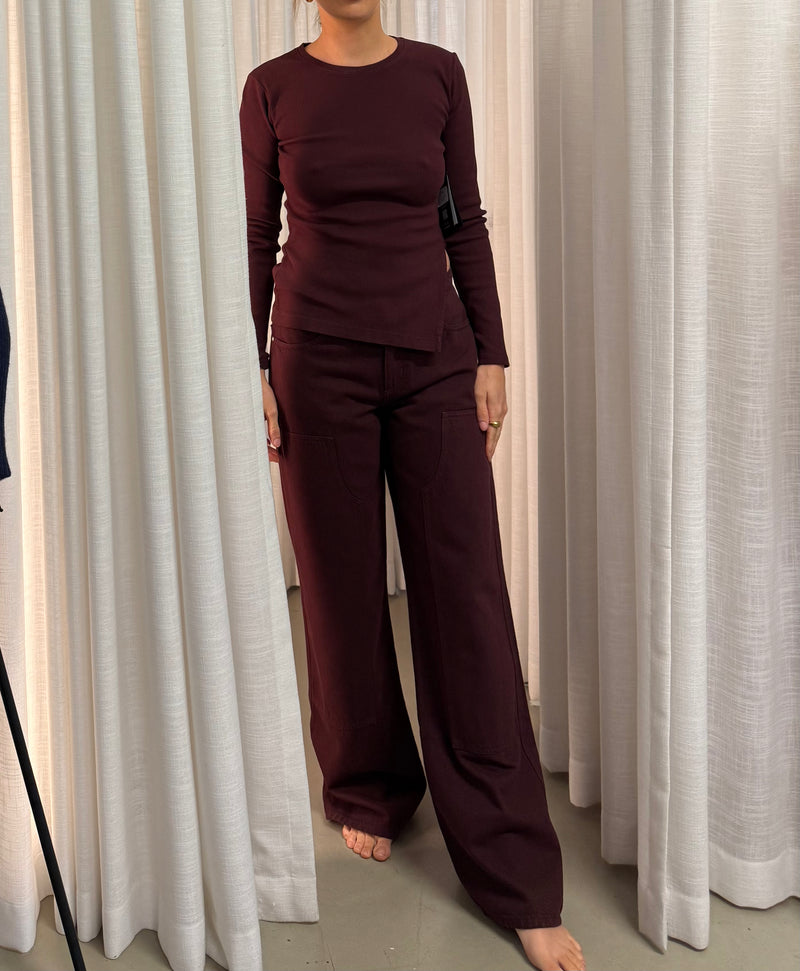 ASYMMETRICAL RIB TOP OXBLOOD